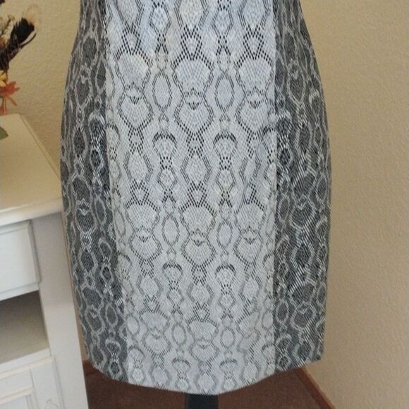 Kay Unger Reptile Inspired Dress - Picture 3 of 11